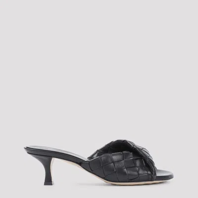 BOTTEGA VENETA BLACK BLINK LEATHER HEELS
