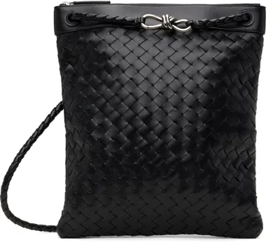 Bottega Veneta Black Flat Andiamo Messenger Bag In 1208