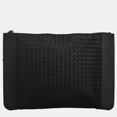 Pre-owned Bottega Veneta Black Intrecciato Clutch