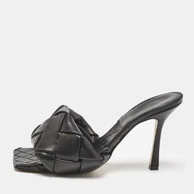 Pre-owned Bottega Veneta Black Intrecciato Leather Lido Slide Sandals Size 39.5