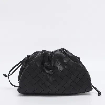 Pre-owned Bottega Veneta Black Intrecciato Leather Mini The Pouch Bag