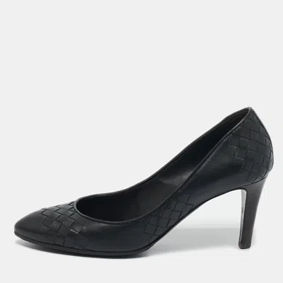 Pre-owned Bottega Veneta Black Intrecciato Leather Pumps Size 36.5