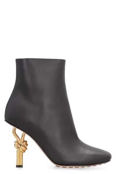 Bottega Veneta Black Leather Knot Ankle Boots