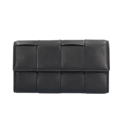 Pre-owned Bottega Veneta Black Leather Long Wallet (bi-fold) ()