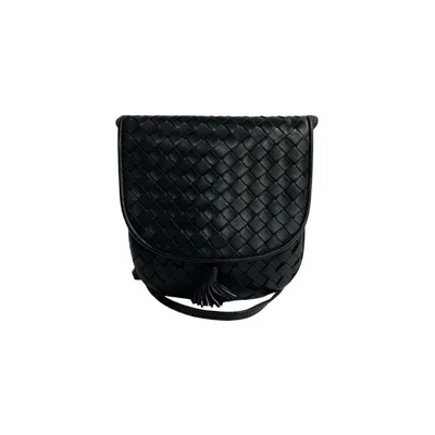 Pre-owned Bottega Veneta Black Leather Pochette Shoulder Bag ()