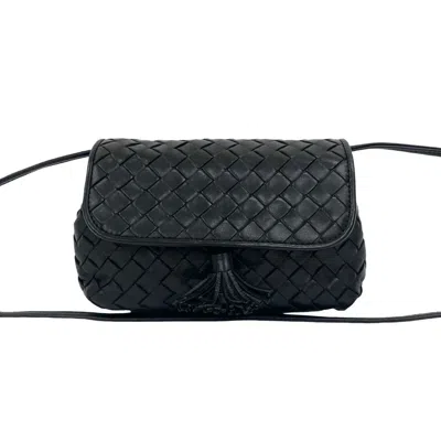 Pre-owned Bottega Veneta Black Leather Pochette Shoulder Bag ()