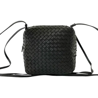 Pre-owned Bottega Veneta Black Leather Pochette Shoulder Bag ()