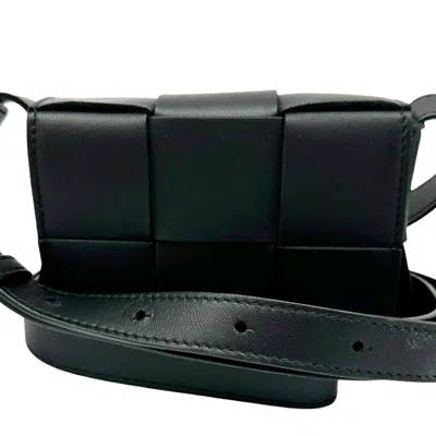 Pre-owned Bottega Veneta Black Leather Shoulder Bag ()