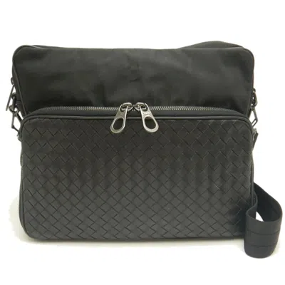 Pre-owned Bottega Veneta Black Leather Shoulder Bag ()