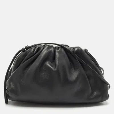 Pre-owned Bottega Veneta Black Leather Small The Pouch Clutch