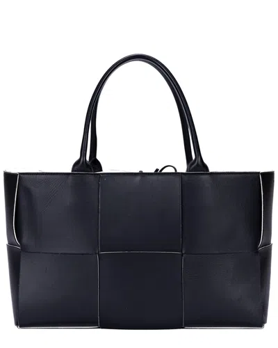 Pre-owned Bottega Veneta Black Maxi Intrecciato Leather Arco Tote (authentic Pre-loved)
