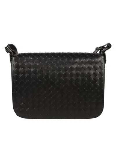 BOTTEGA VENETA BOTTEGA VENETA BLACK MESSENGER SWING BAG