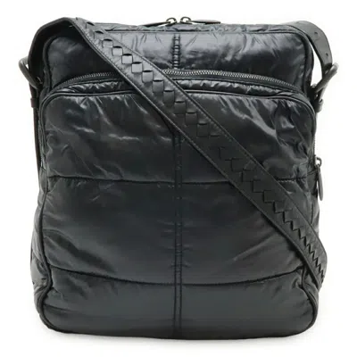 Pre-owned Bottega Veneta Black Nylon Leather Shoulder Bag ()