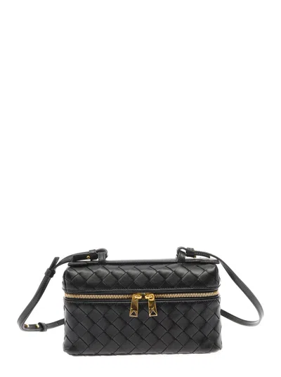 Bottega Veneta Black Vanity Case With Intrecciato Motiv In Leather Woman
