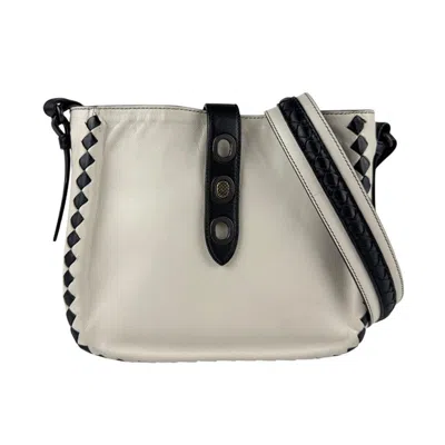 Pre-owned Bottega Veneta Black White Leather Shoulder Bag ()