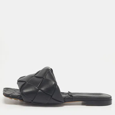 Pre-owned Bottega Veneta Black Woven Leather Lido Flat Slide Size 37.5
