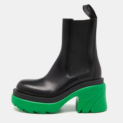 Pre-owned Bottega Veneta Black/green Tire Chelsea Ankle Length Boots Size 37