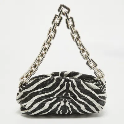 Pre-owned Bottega Veneta Black/white Zebra Print Leather The Chain Pouch Bag