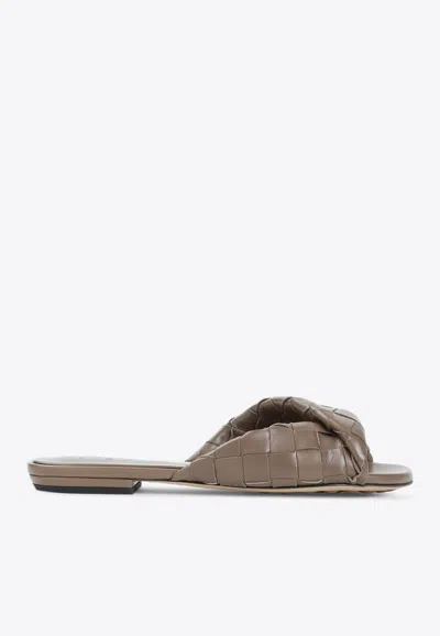Bottega Veneta Blink Flap Flat Sandals In Pinecone