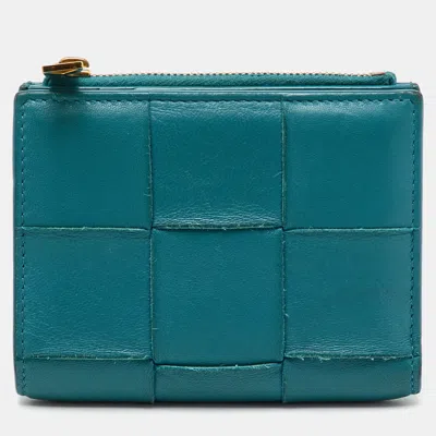 Pre-owned Bottega Veneta Blue Intrecciato Leather Cassette Bi-fold Zip Wallet
