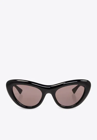 Bottega Veneta Bombe Cat Eye Sunglasses In Gray