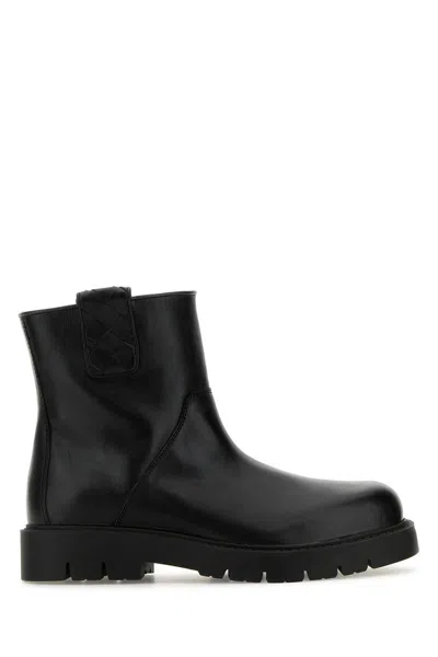Bottega Veneta Boots In Black