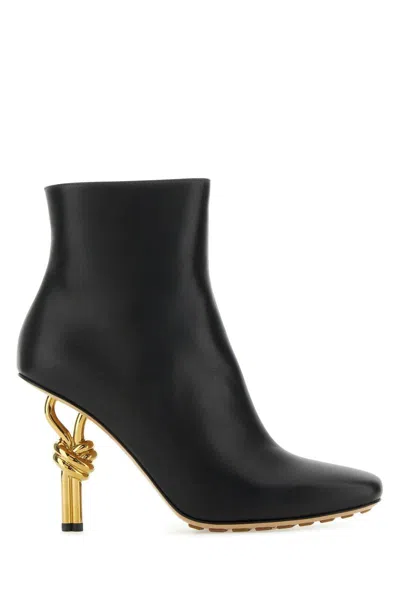 Bottega Veneta Boots In Black