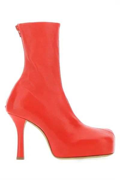 Bottega Veneta Boots In Red