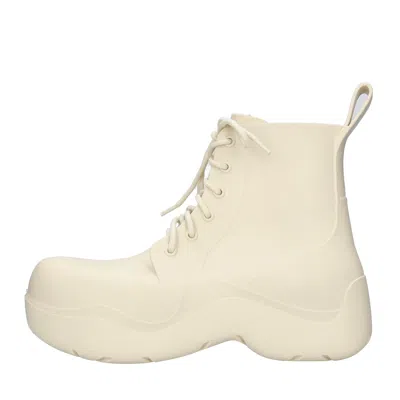 Bottega Veneta Boots White In Bianco Chiari E Naturali