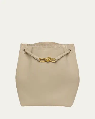 Bottega Veneta Borsa Leather Shoulder Bag