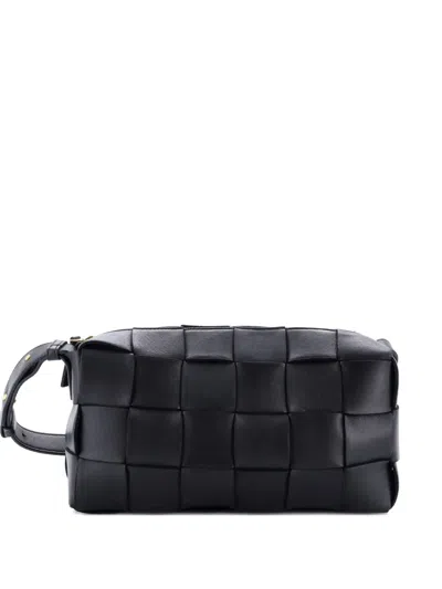 Pre-owned Bottega Veneta Brick Cassette Maxi Intrecciato Leather Shoulder Bag In Black