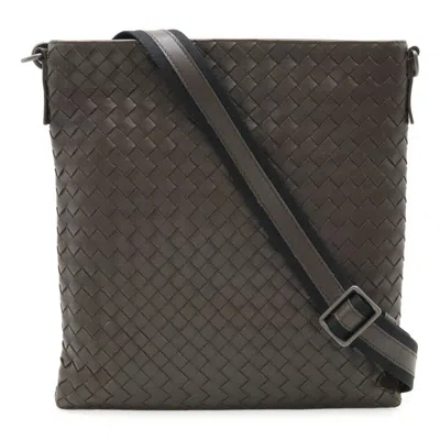 Pre-owned Bottega Veneta Brown Dark Brown Intrecciato Shoulder Bag ()
