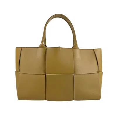 Pre-owned Bottega Veneta Brown Leather Shoulder Bag ()