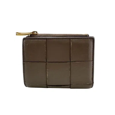 Pre-owned Bottega Veneta Brown Leather Wallet (bi-fold) ()