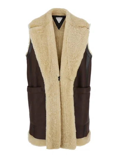 Bottega Veneta Brown Shearling Coat With Front Button Closure And Side Pockets In Leather Woman
