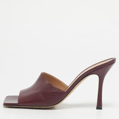 Pre-owned Bottega Veneta Burgundy Leather Stretch Slide Sandals Size 41