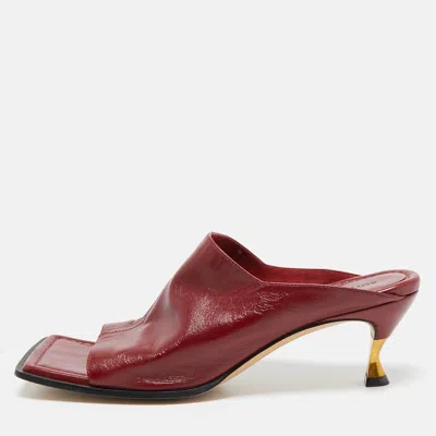 Pre-owned Bottega Veneta Burgundy Leather Stretch Square Toe Kitten Heel Mules Size 39