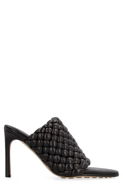 BOTTEGA VENETA BOTTEGA VENETA BV CURVE LEATHER MULES