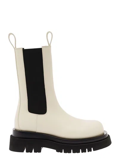 Bottega Veneta 'bv Lug' White Boots With Contrasting Multi-layered Sole In Leather Woman In Multicolor