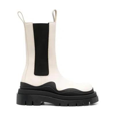 Bottega Veneta Bv Tire Boots In White