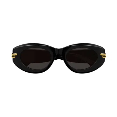 Bottega Veneta Mitre Oval-framed Sunglasses In Black