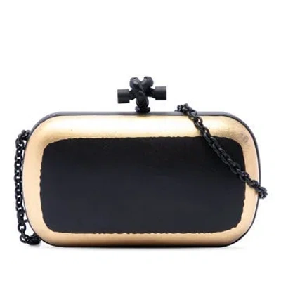 Pre-owned Bottega Veneta Calf Leather Bicolor Gilded Waxed Leather Knot Clutch With Chain In Black