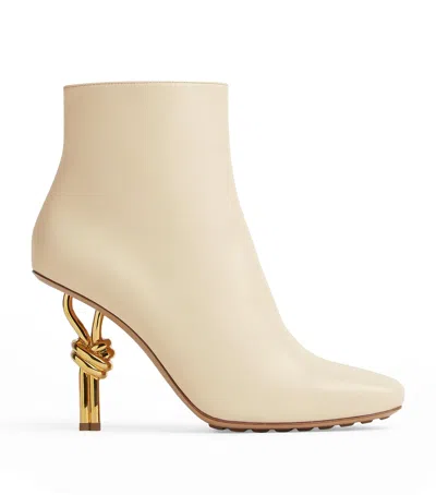 Bottega Veneta Calfskin Heeled Ankle Boots 90 In White