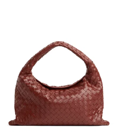 Bottega Veneta Calfskin Hop Shoulder Bag In Brown