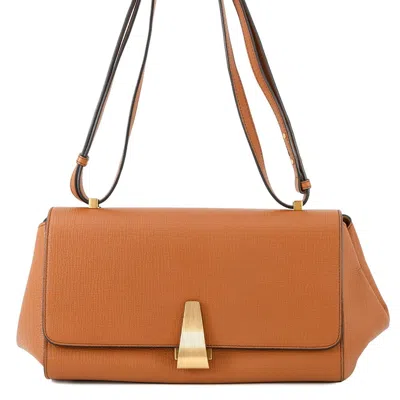 Pre-owned Bottega Veneta Camel Leather Shoulder Bag () In Brown