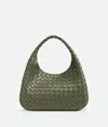 Bottega Veneta Medium Leather Intrecciato Campana Shoulder Bag In Green