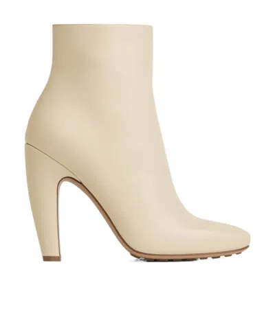 BOTTEGA VENETA BOTTEGA VENETA CANALAZZO HEELED ANKLE BOOTS