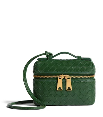 Bottega Veneta Candy Lambskin Intrecciato Bang Bang Pouch In Green