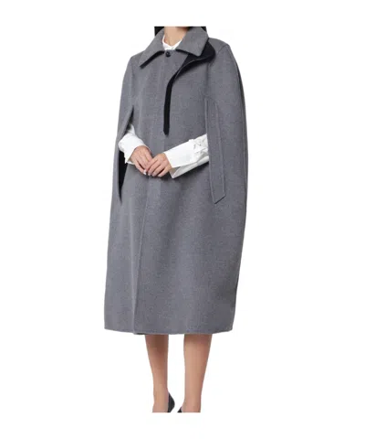 Bottega Veneta Cape Coat In Gray