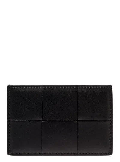 BOTTEGA VENETA BOTTEGA VENETA MEN 'CASETTE' BLACK CARD-HOLDER WITH EMBOSSED LOGO AND INTRECCIO MOTIF IN SMOOTH LEAT